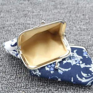 1 Pc Blue and white Kiss Lock Coin Purses, Vintage Clutch Bag Buckle Coin Purses Small Pouch Mini Wallets Travel Makeup Bag for Women