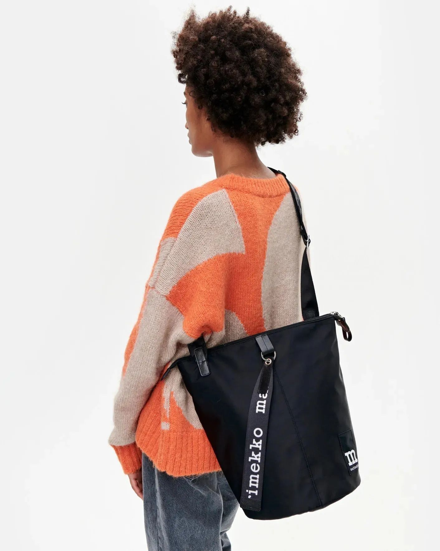 All Day Bucket Shoulder Bag,  Solid Black