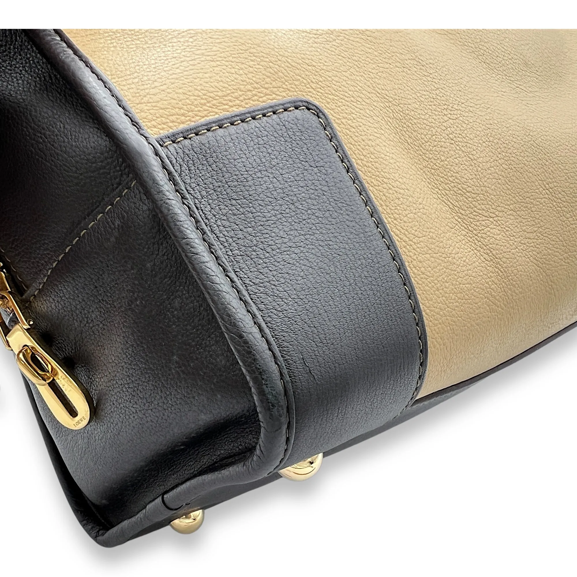 Amazona Top Handle Bag 36 Beige in Calfskin, Gold hardware