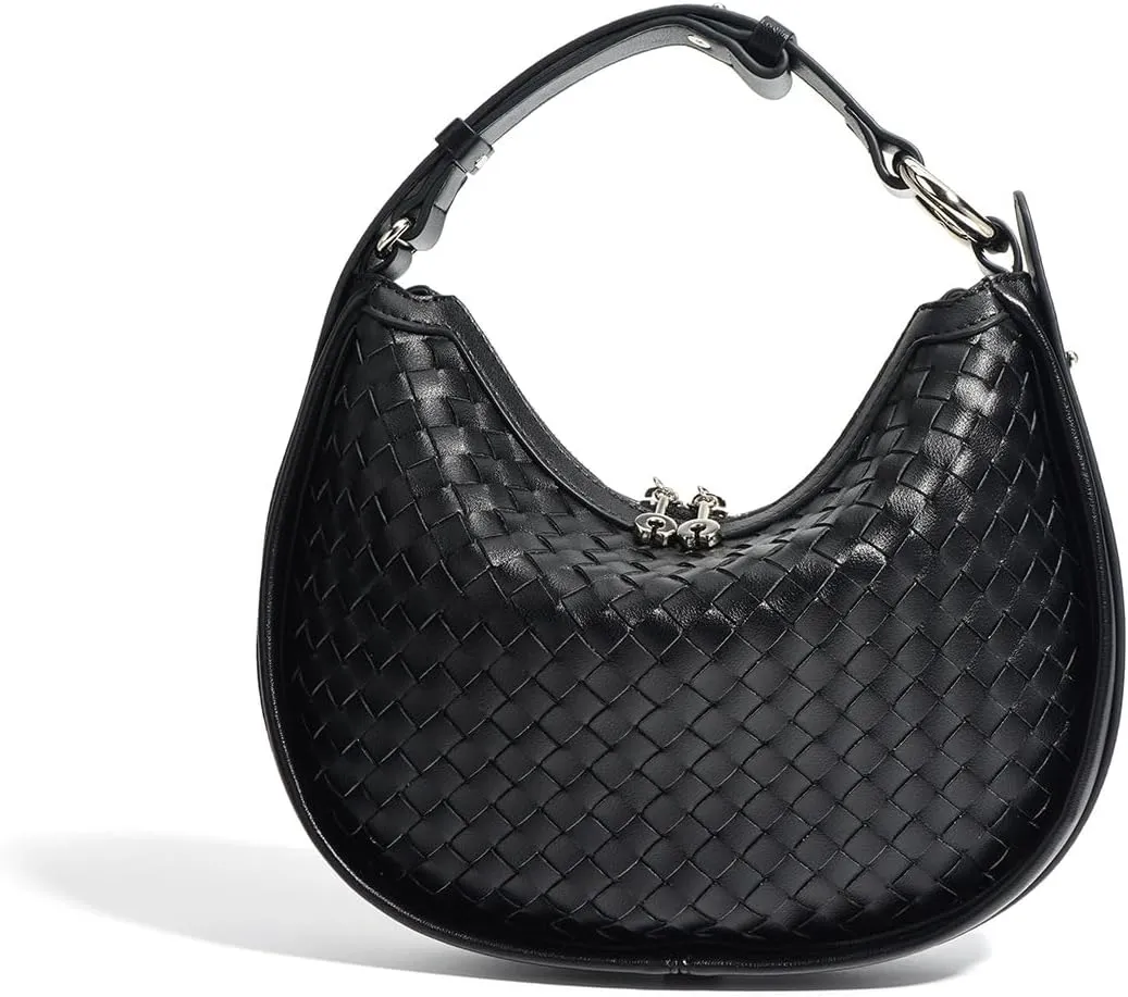 Hobo Bag Eleganza  Chic and Versatility in One Accessory