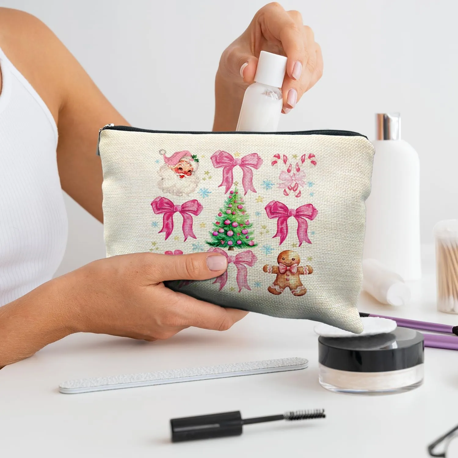 Pink Christmas Makeup Bag Cosmetic Pouch, Christmas Accessories Makeup Bag for Women, Christmas Preppy Gifts for Women, Gingerbread Santa Bows Christmas Tree Zipper Pouch Makeup Pouch