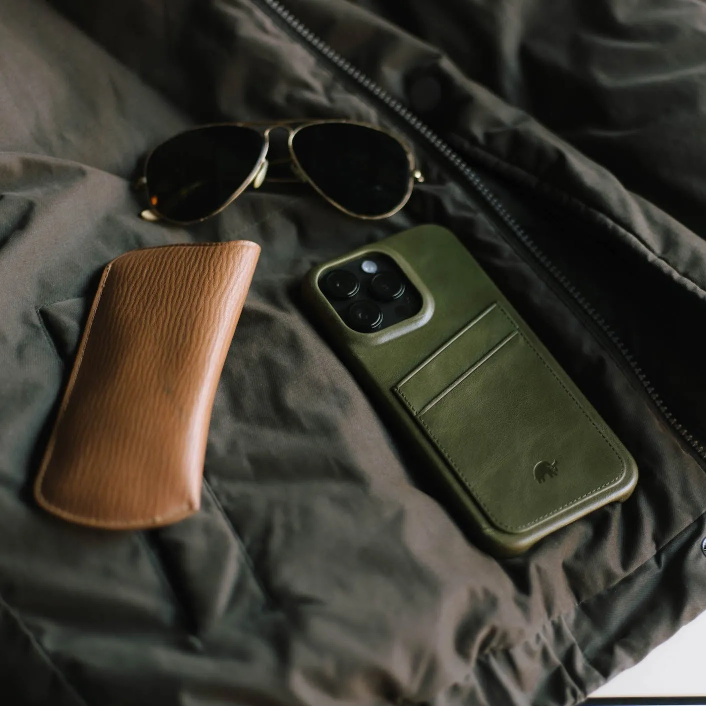 The Minimalist Portfolio Case - MAVERICK