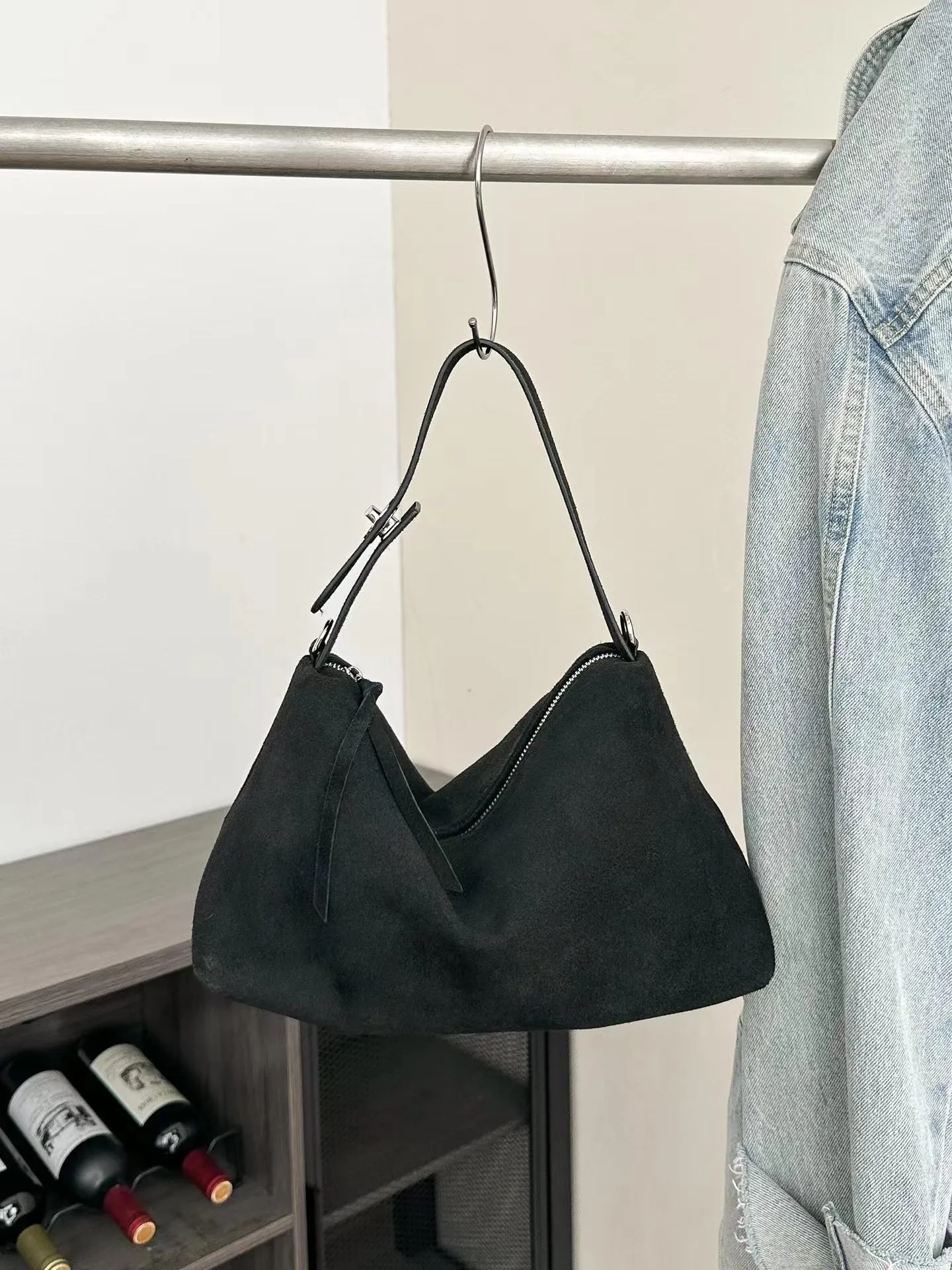 Versatile Retro Matte Cowhide Single Handbag